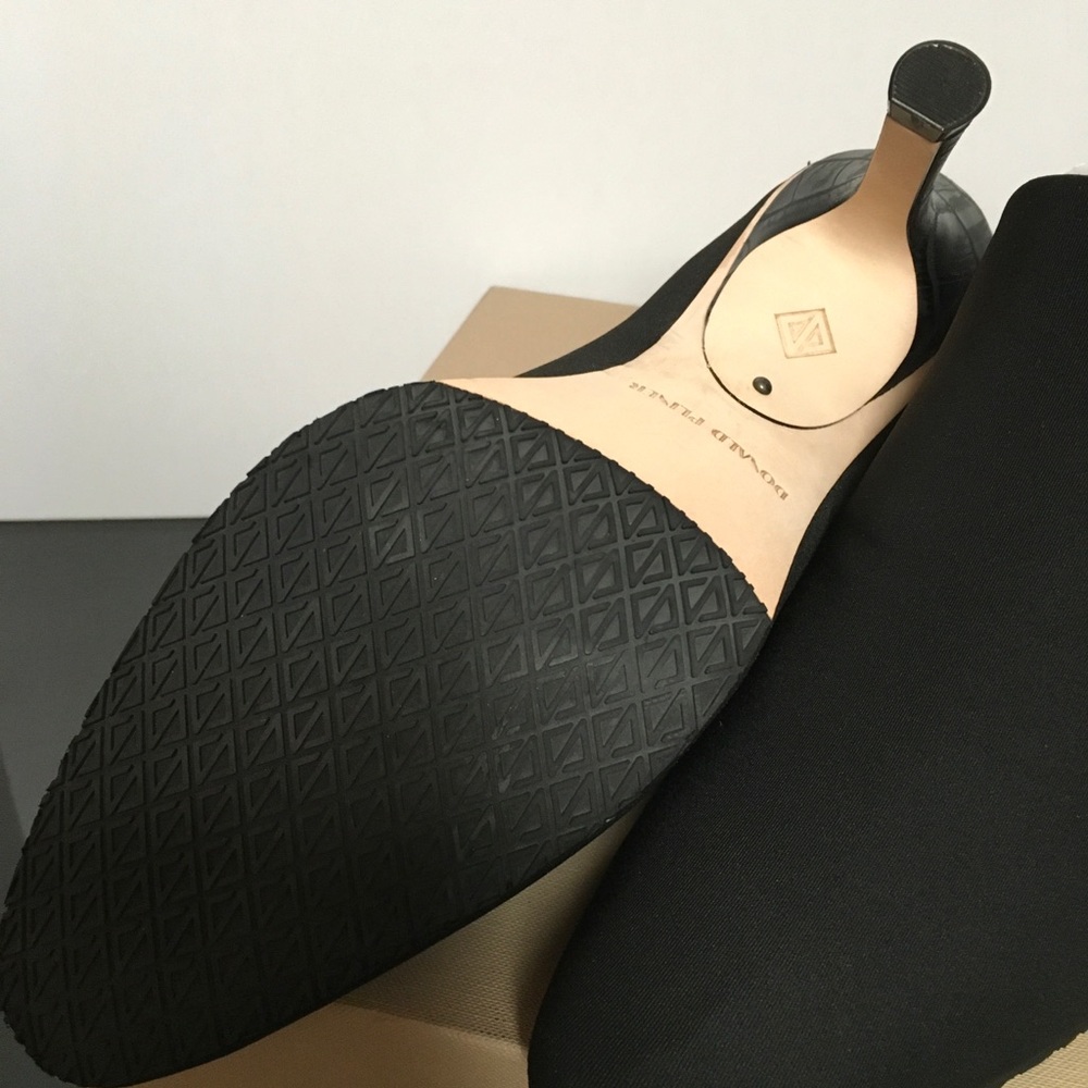 Donald J. Pliner Black Pointed Slip-On Dress Shoes - Picture 3 of 6